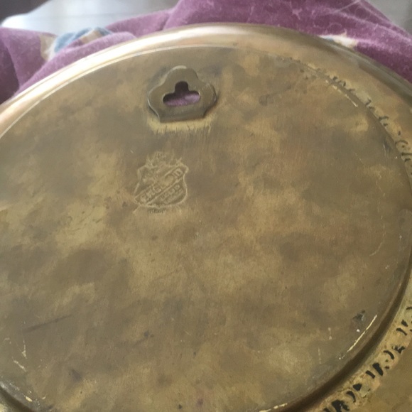 Set of 3 Vintage/Antique  Round Brass Picture Frame Plates - Made in England - Picture 5 of 8